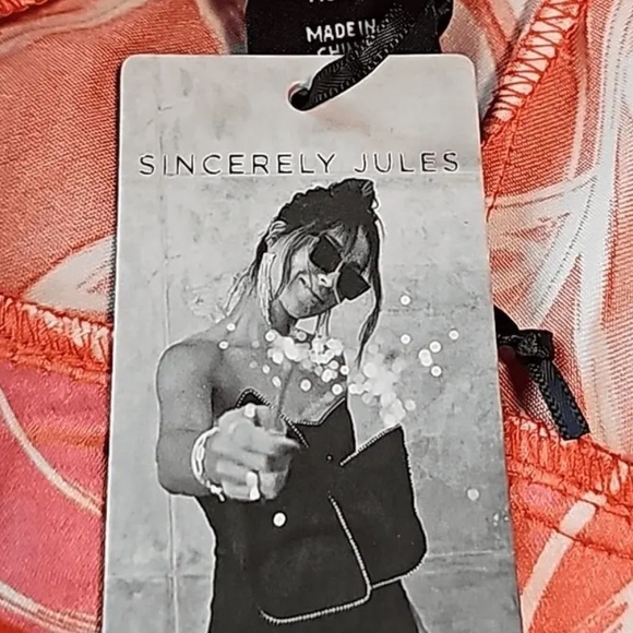 Sincerely Jules Floral Satin Pants New Without Tags - Picture 3 of 7